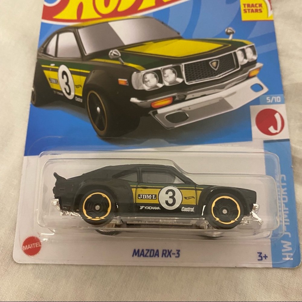 Hot Wheels Mazda RX-3 - Picture 2 of 2